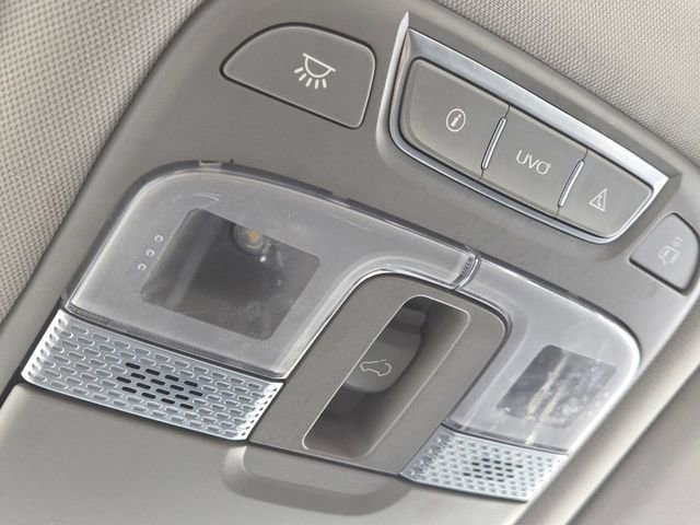 Used 2020 Kia Telluride S w/ S 8 Passenger Seating Package image 32