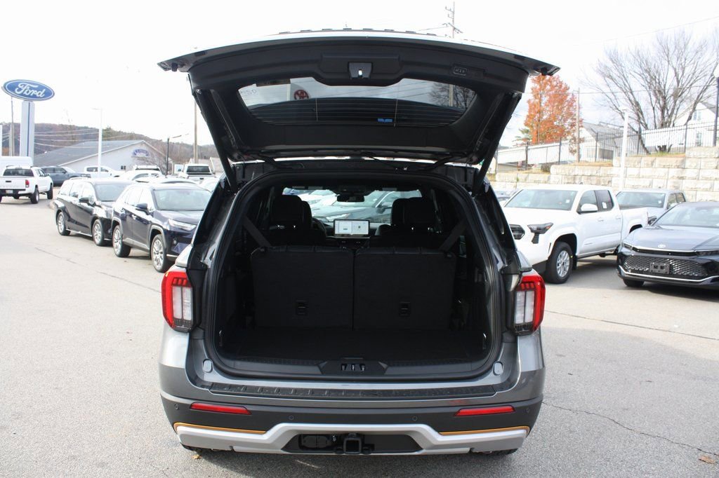 New 2026 Ford Explorer Tremor w/ Tremor Convenience Package image 6