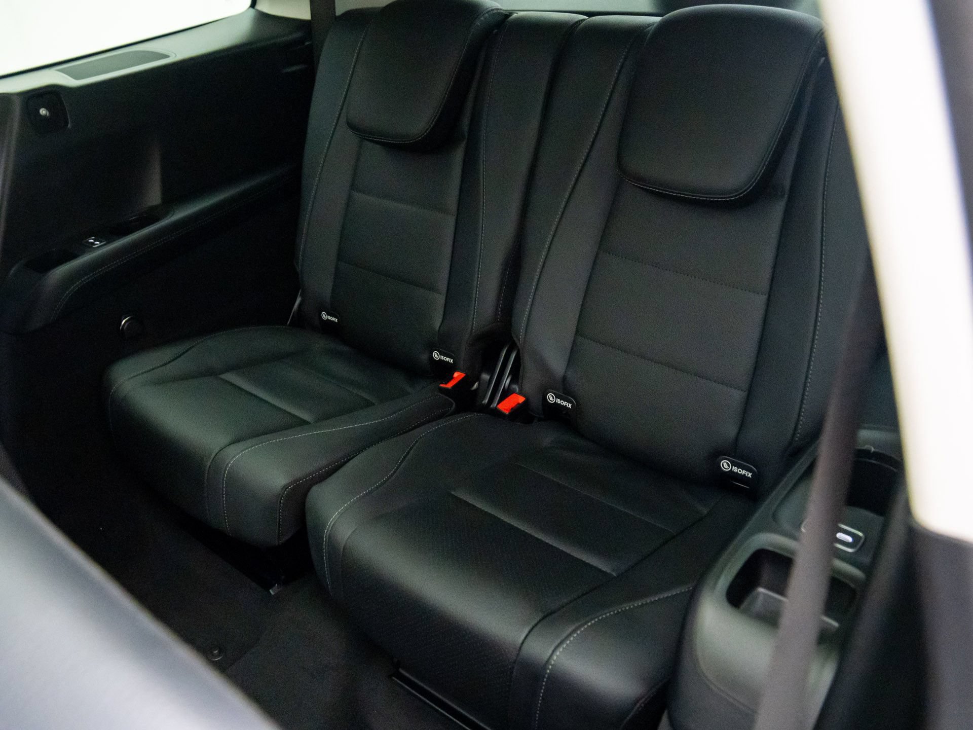 New 2026 Mercedes-Benz GLS 450 4MATIC image 18