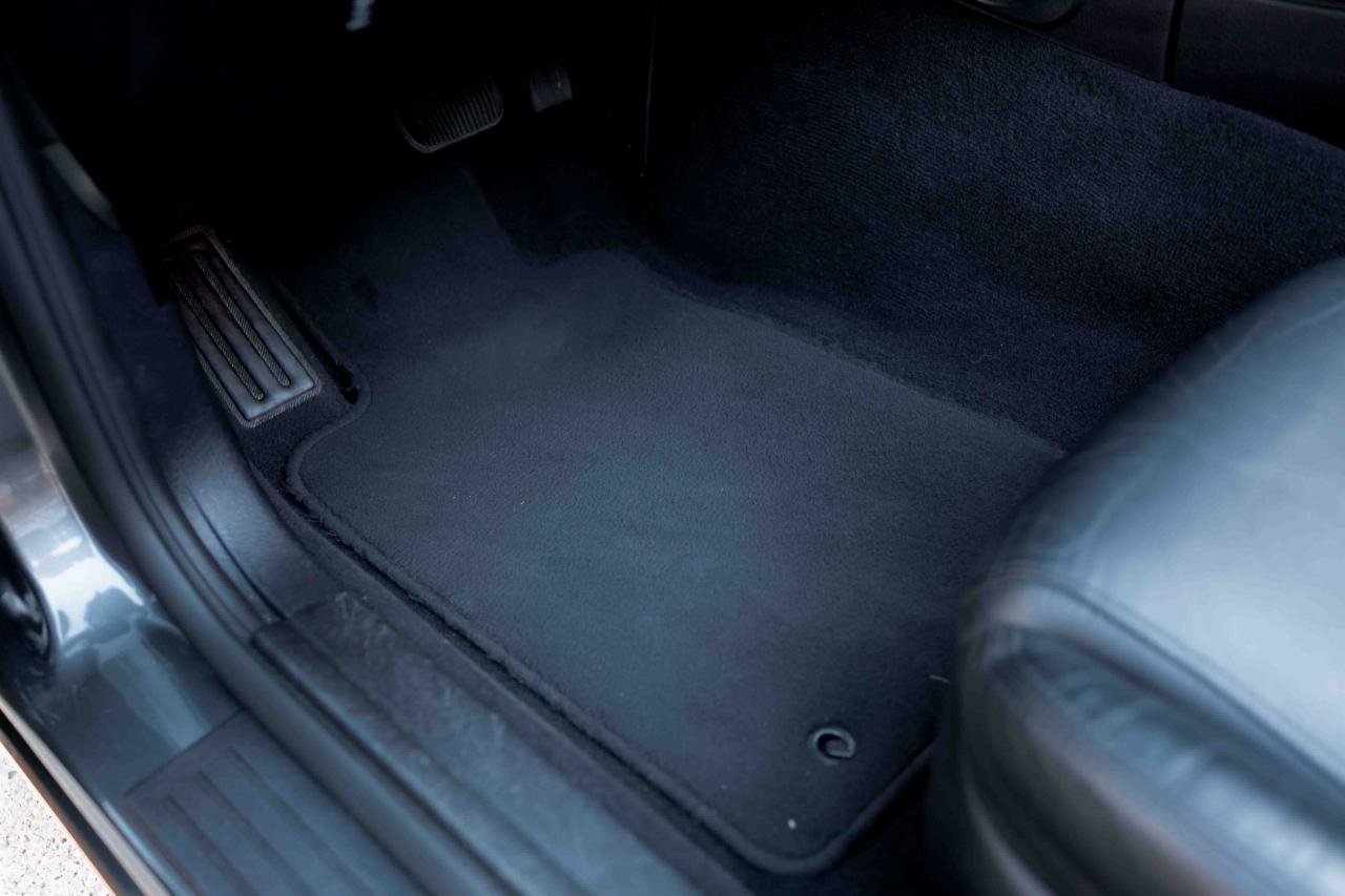 Used 2003 Ford Thunderbird Deluxe image 48