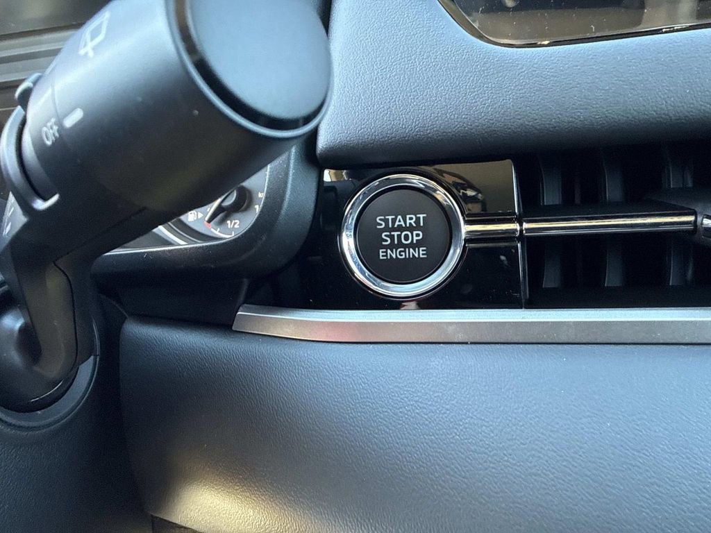 New 2026 Mitsubishi Outlander SE image 27