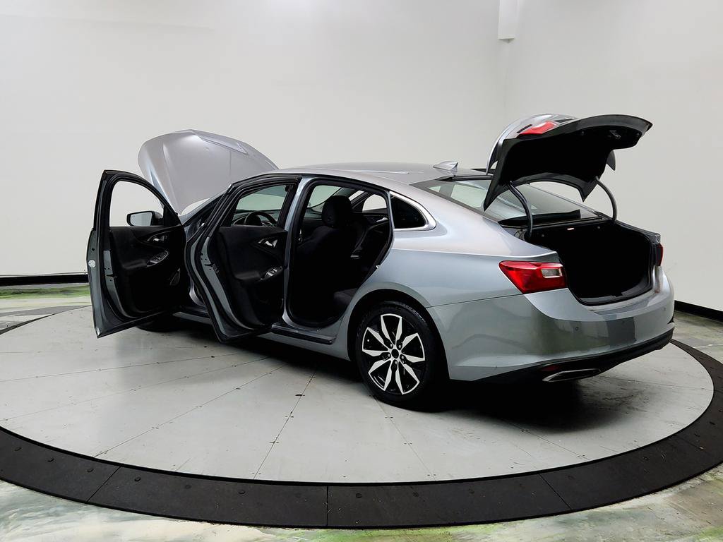 Used 2024 Chevrolet Malibu RS FWD image 12