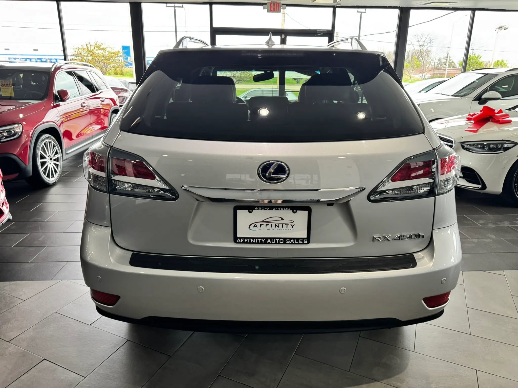 Used 2015 Lexus RX 450h AWD image 4