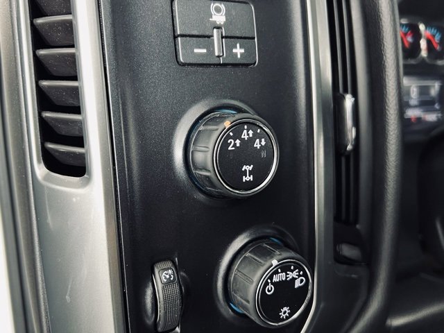 Used 2015 Chevrolet Silverado 3500 LT image 24