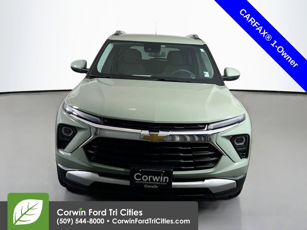 Used 2025 Chevrolet TrailBlazer LT image 4