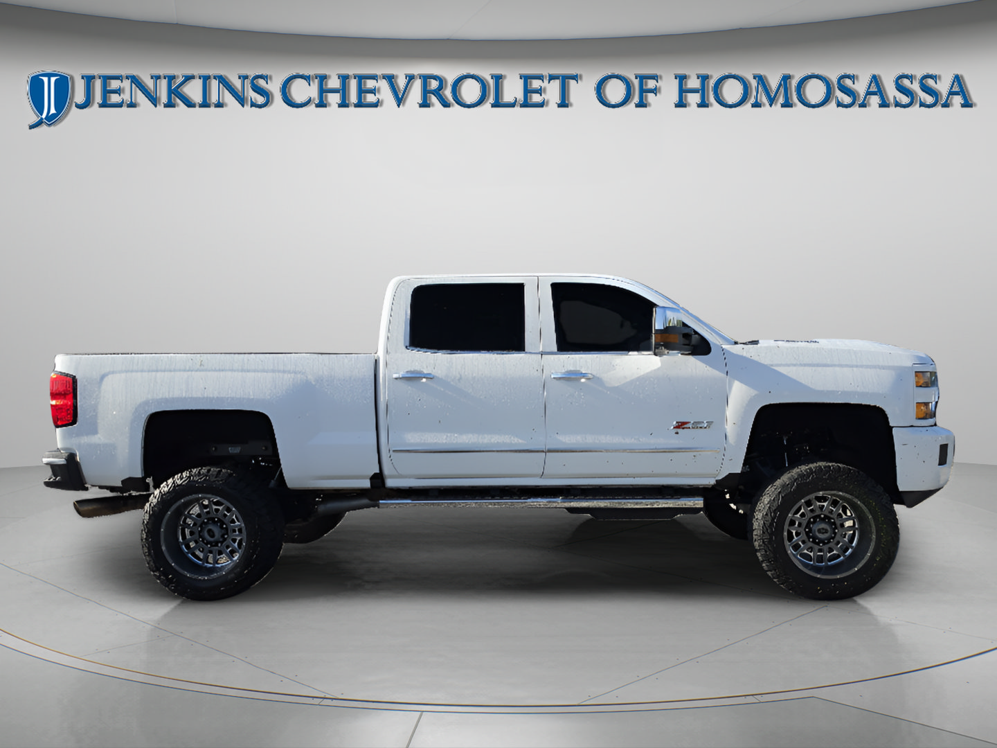 Used 2018 Chevrolet Silverado 2500 LTZ w/ Duramax Plus Package AWD/4WD image 3