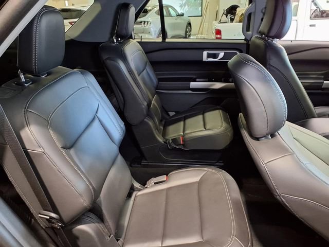 Used 2023 Ford Explorer XLT w/ Equipment Group 202A image 28