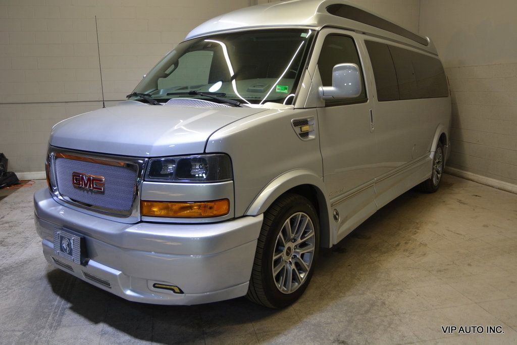 Used 2020 GMC Savana 2500 Extended w/ Enhanced Convenience Package image 2