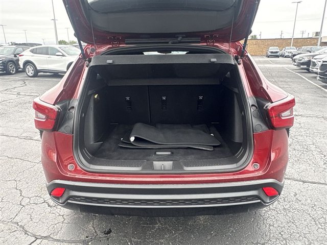 Certified 2024 Chevrolet Trax RS w/ Driver Confidence Package FWD image 24