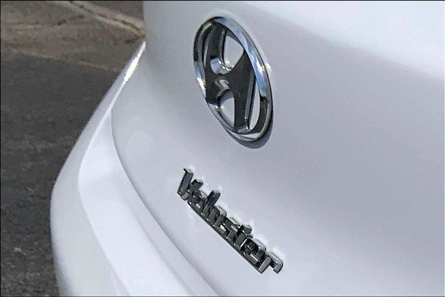 Used 2019 Hyundai Veloster Turbo Ultimate FWD image 6