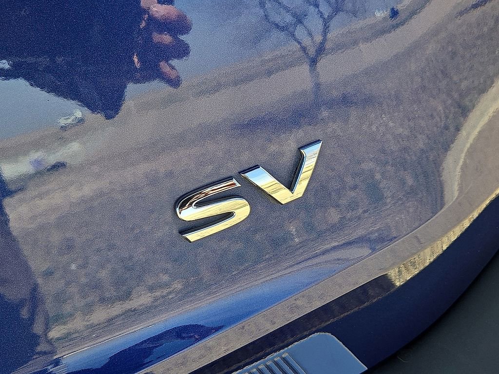 Used 2022 Nissan Rogue SV w/ SV Premium Package image 12