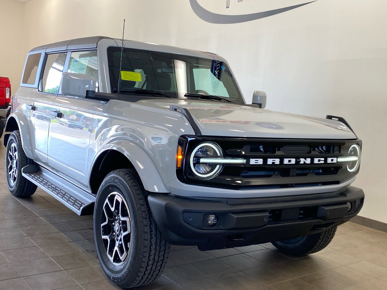 New 2026 Ford Bronco Outer Banks AWD/4WD image 9