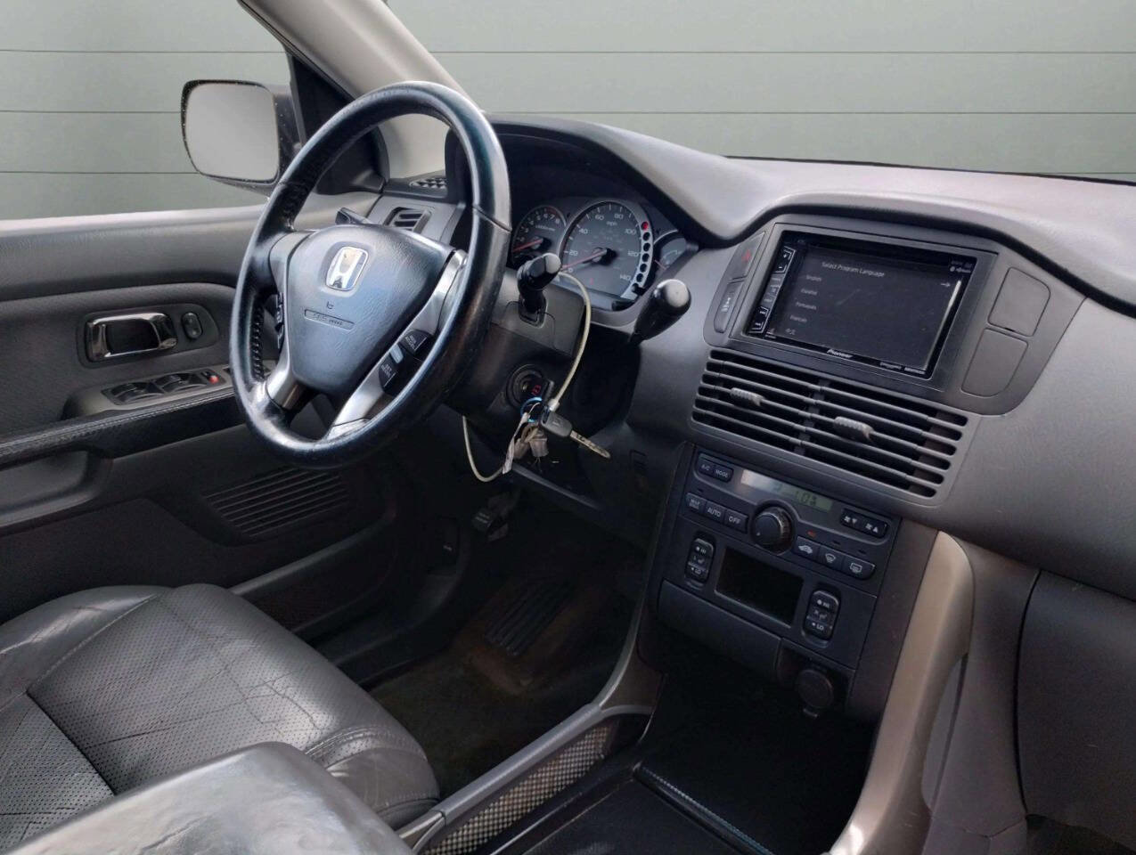 Used 2004 Honda Pilot EX image 19