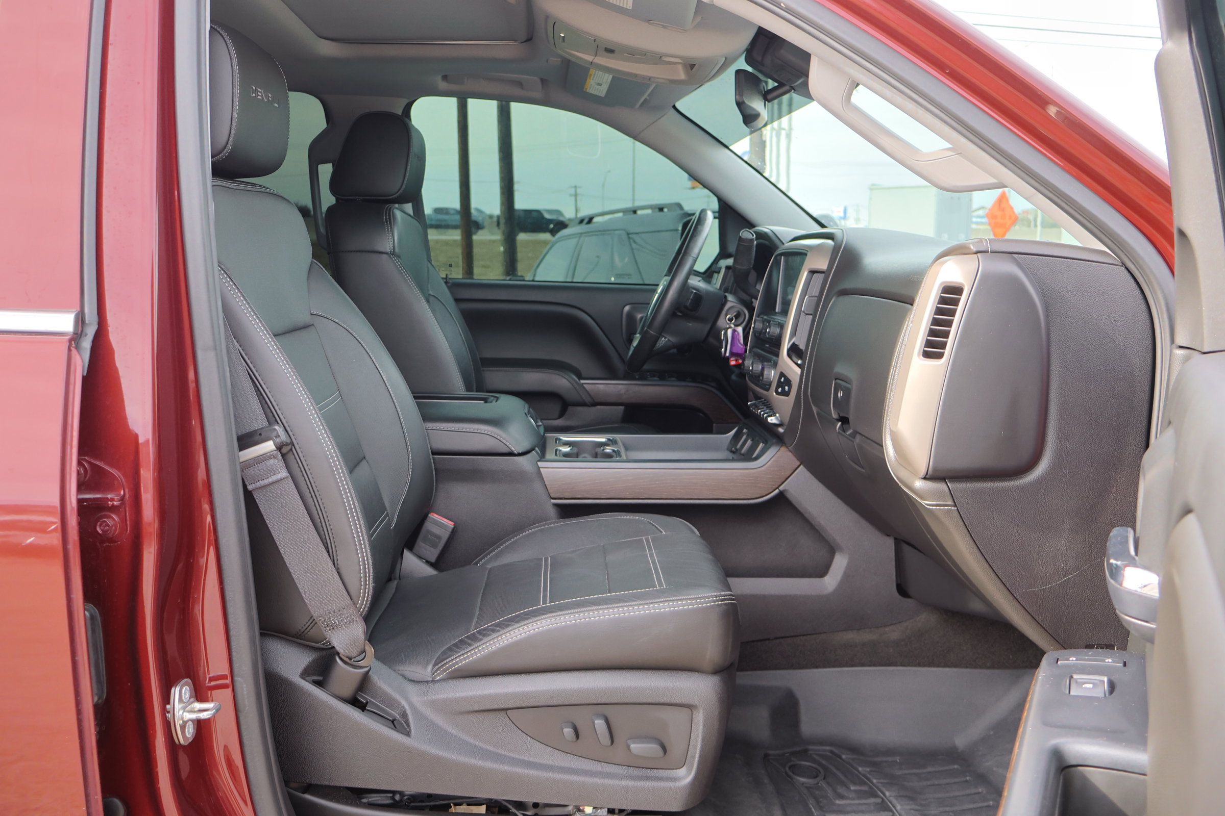 Used 2017 GMC Sierra 1500 Denali w/ Denali Ultimate Package image 36