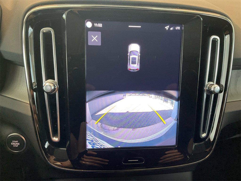 New 2026 Volvo XC40 B5 Core image 22