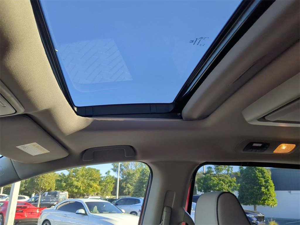 Used 2024 Honda Odyssey Elite image 21