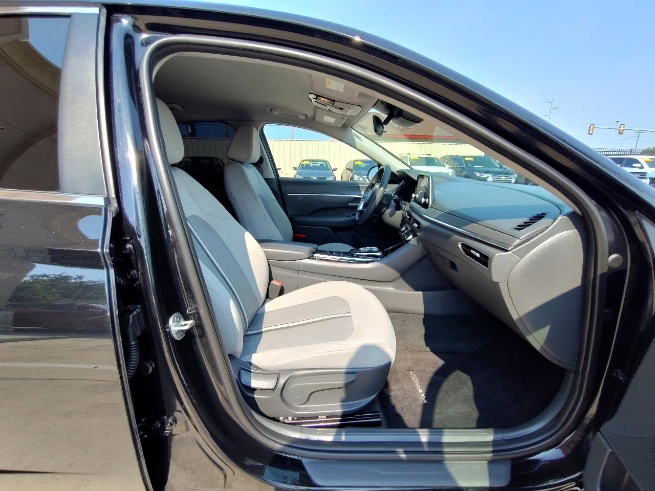 Used 2021 Hyundai Sonata SEL w/ Cargo Package image 36