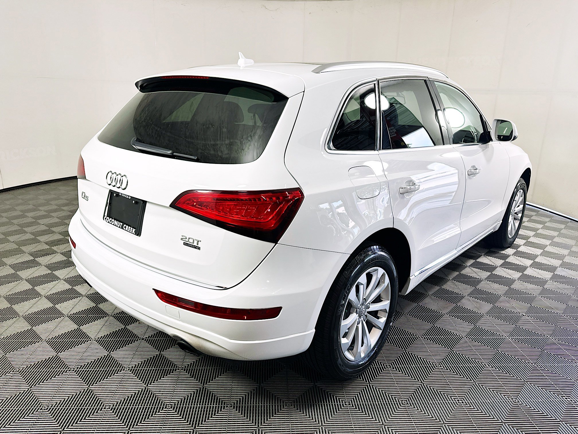 Used 2016 Audi Q5 2.0T Premium AWD/4WD image 3