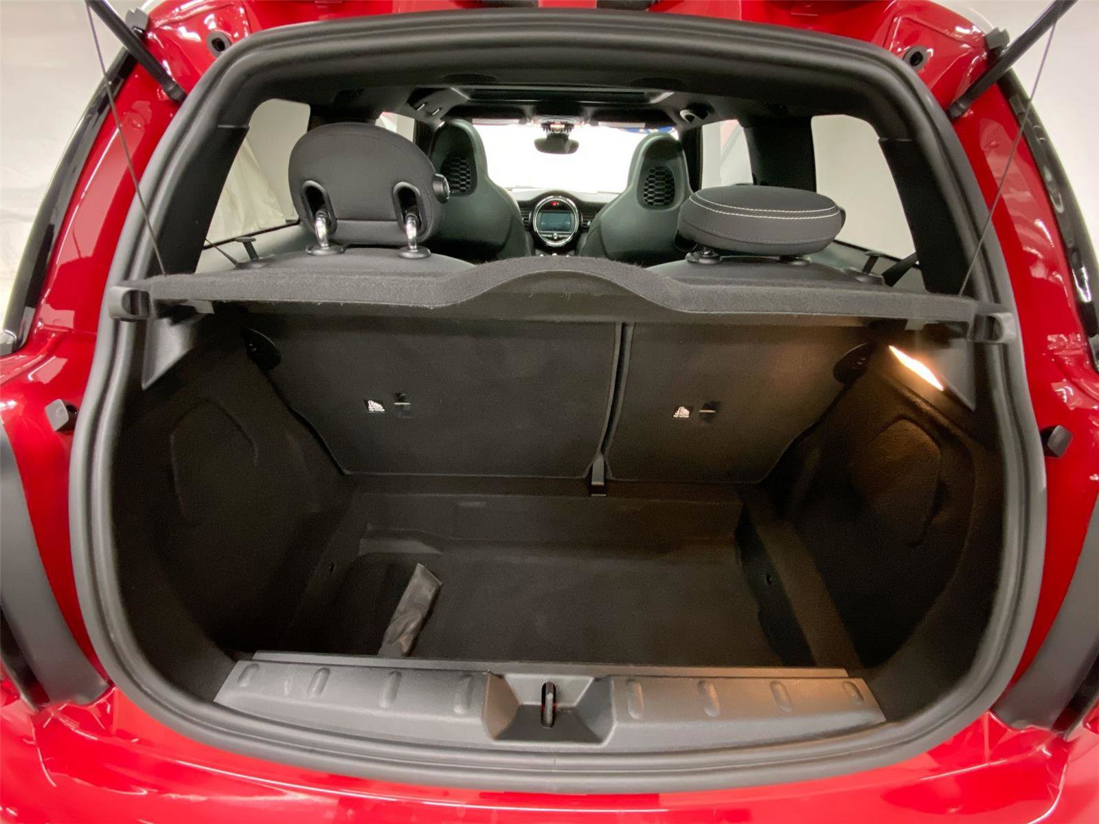 Used 2021 MINI Cooper S w/ 6.5" Touchscreen Package image 25