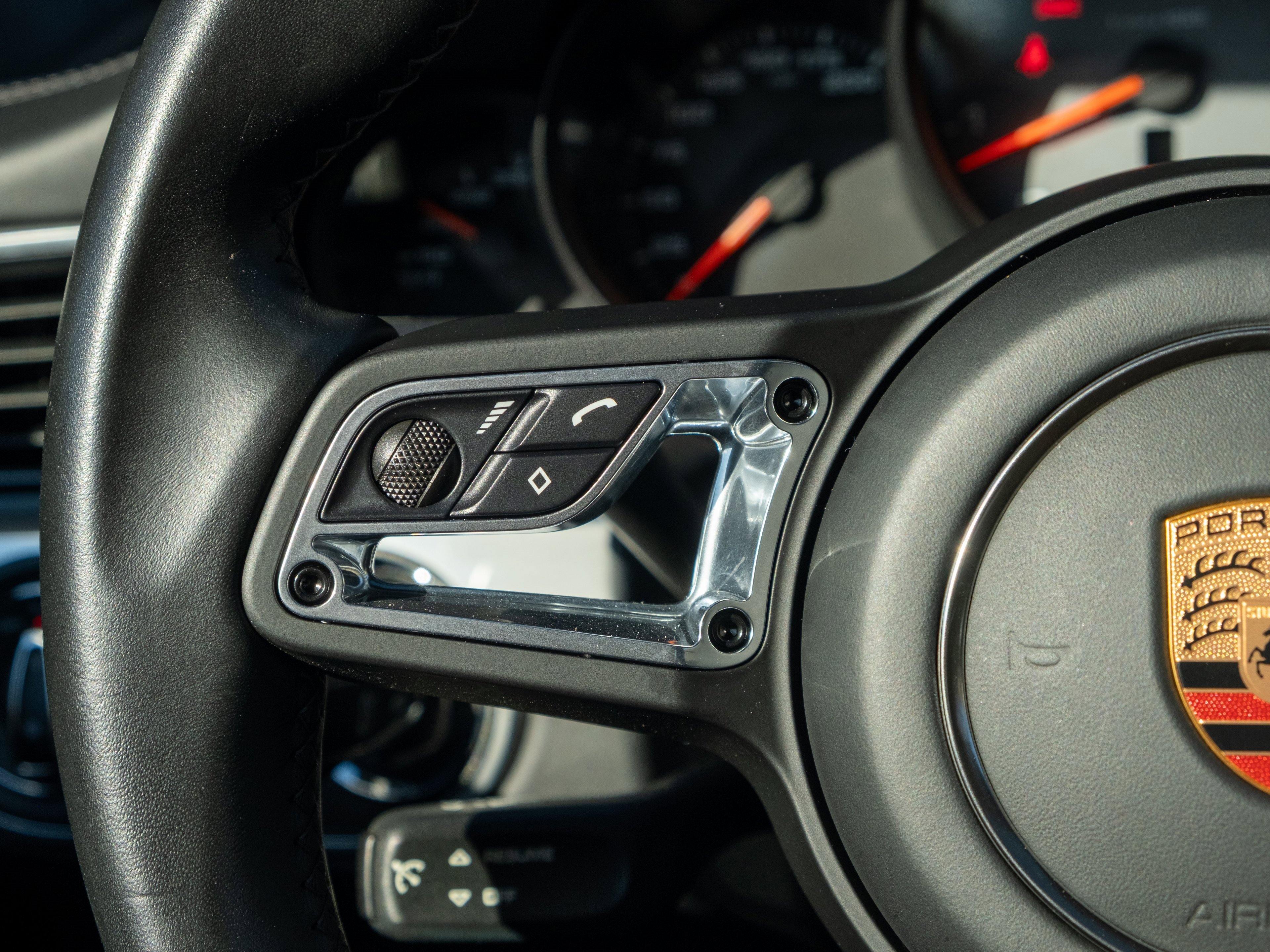 Certified 2019 Porsche 911 Carrera S image 28