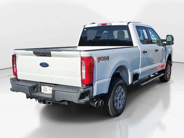 Used 2023 Ford F250 XLT w/ FX4 Off-Road Package video 3