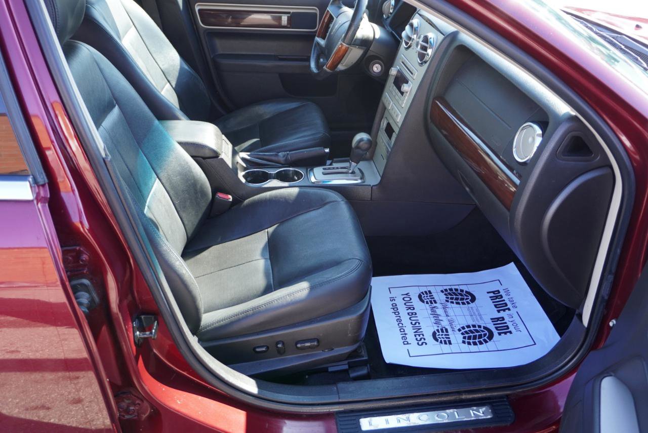 Used 2006 Lincoln Zephyr image 18