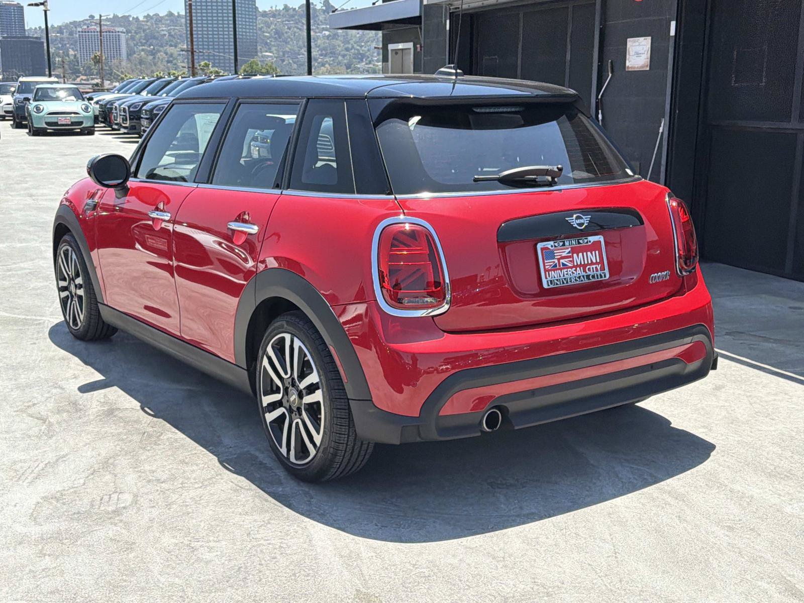 Certified 2023 MINI Cooper 4-Door Hardtop FWD image 3
