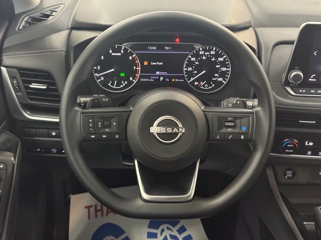 Used 2024 Nissan Rogue SV FWD image 11