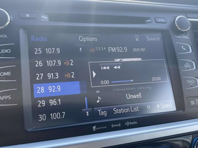 Used 2018 Toyota Highlander XLE AWD/4WD image 22