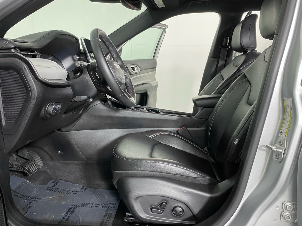 Used 2025 Jeep Compass Limited AWD/4WD image 9