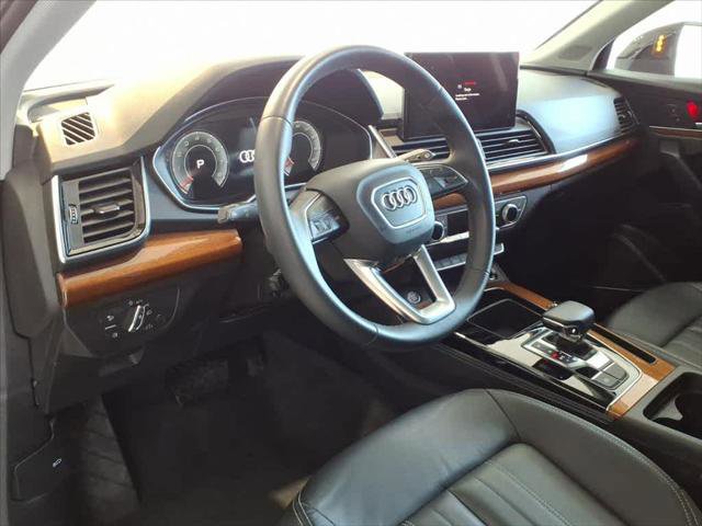Used 2023 Audi Q5 2.0T Premium Plus w/ Premium Plus Package AWD/4WD image 9