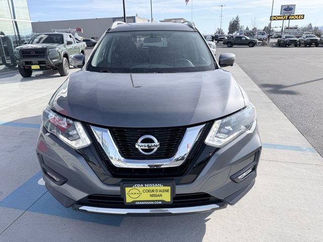 Certified 2017 Nissan Rogue SV w/ SV Premium Package image 7