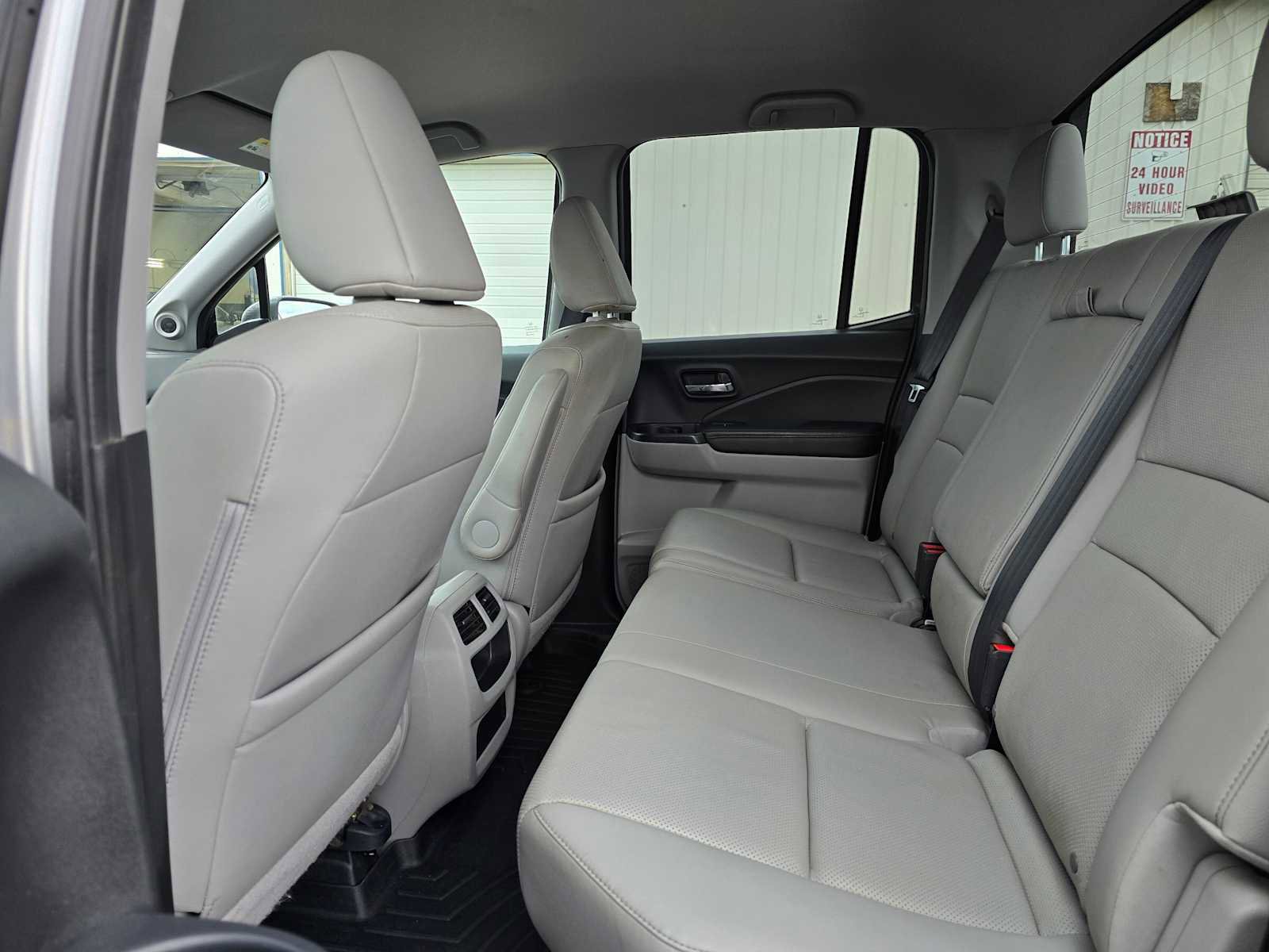 Used 2017 Honda Ridgeline RTL-T image 18