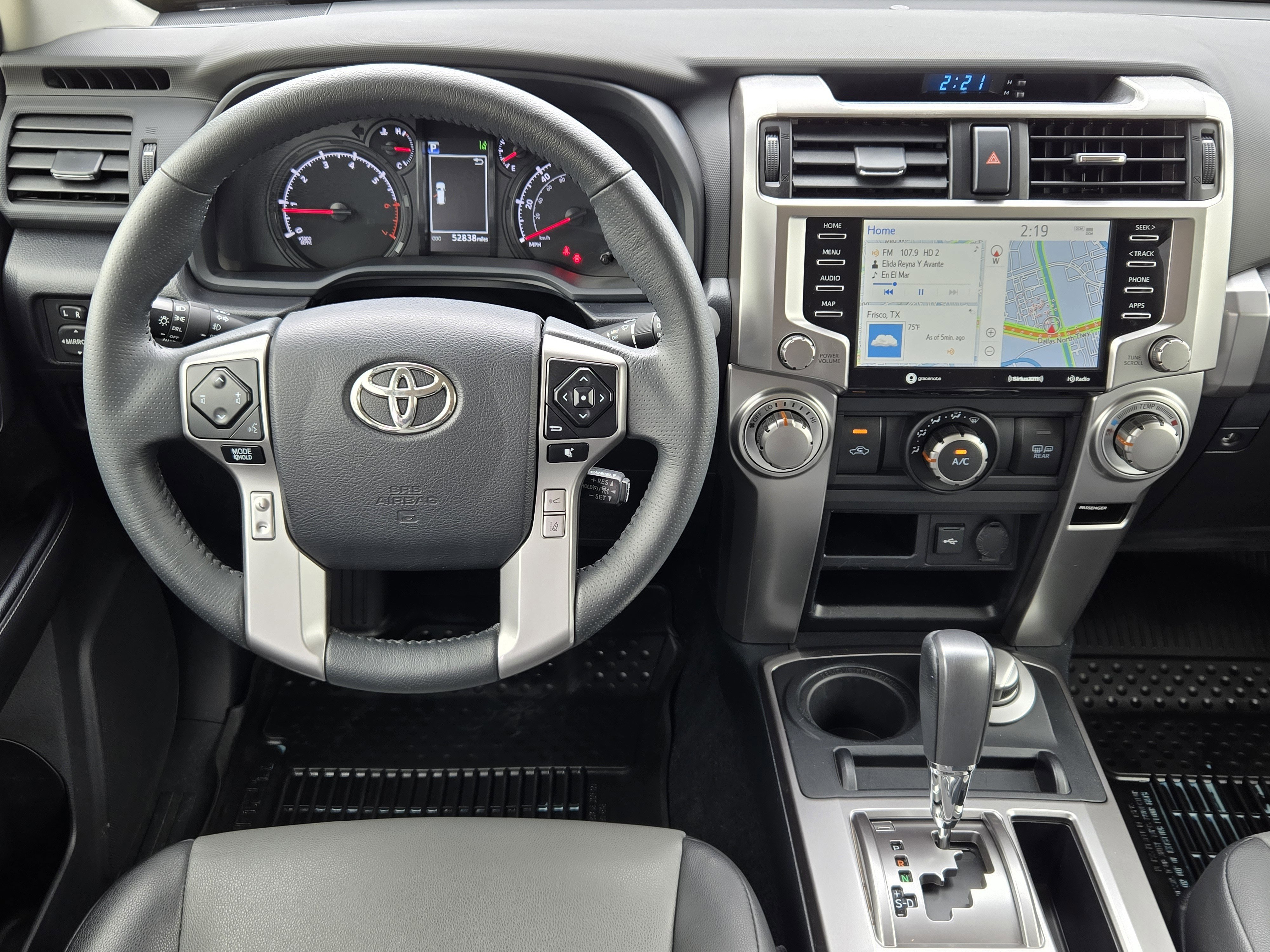 Used 2022 Toyota 4Runner SR5 Premium w/ Moonroof Package AWD/4WD image 26