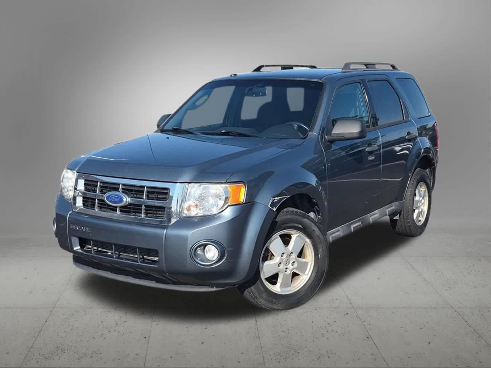 Used 2011 Ford Escape XLT FWD image 1