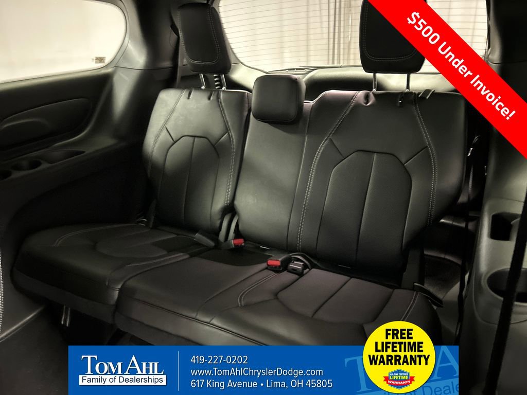 New 2026 Chrysler Voyager LX image 22