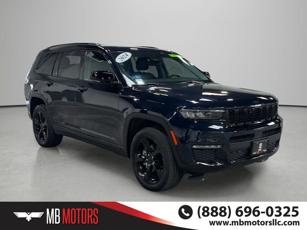 Used 2024 Jeep Grand Cherokee L Limited w/ Black Appearance Package AWD/4WD image 3