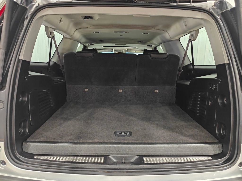 Used 2016 Cadillac Escalade ESV Luxury image 35