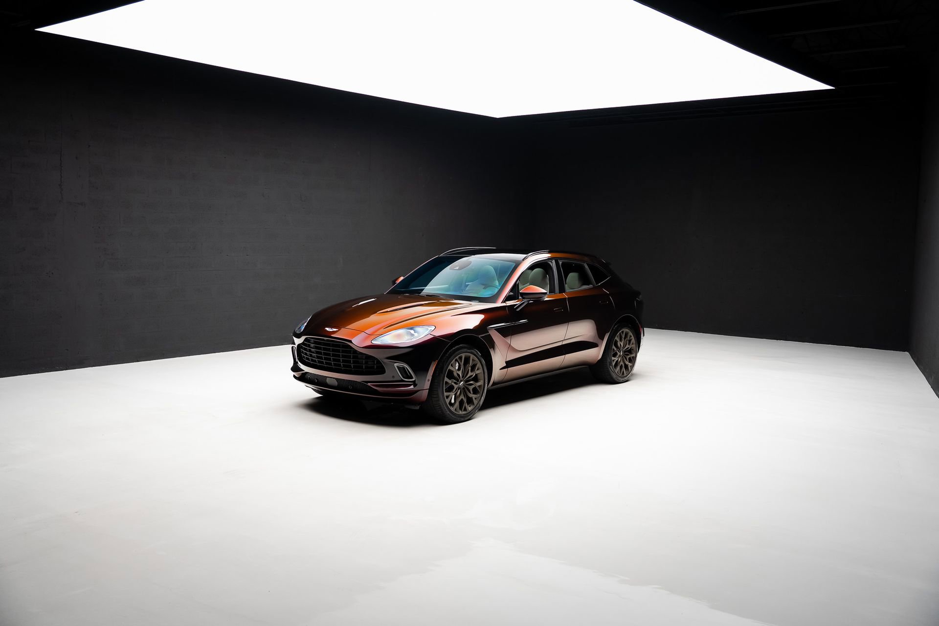 Used 2023 Aston Martin DBX AWD/4WD image 80