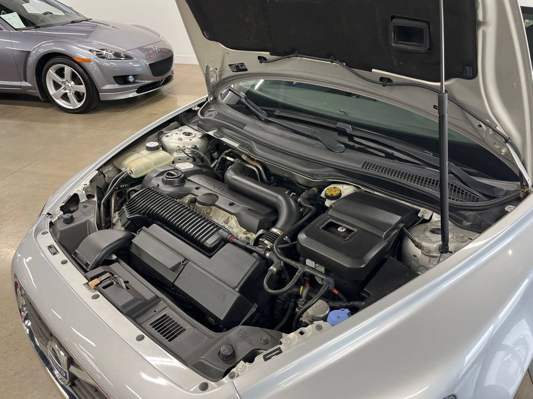 Used 2011 Volvo V50 T5 w/ Preferred Pkg FWD image 61
