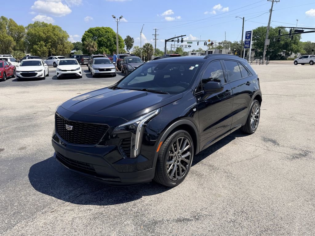 Used 2020 Cadillac XT4 Sport w/ LPO, Midnight Sport Package image 8