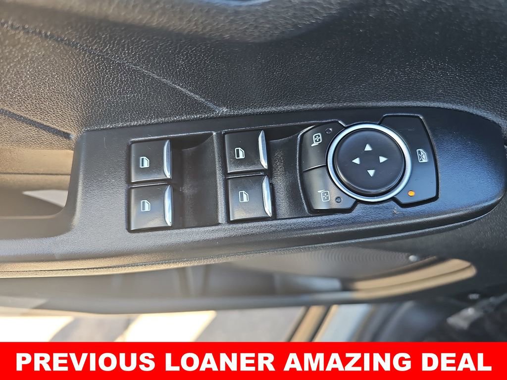 Used 2022 Ford Escape SE image 27