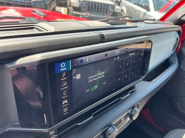 Used 2025 Jeep Wrangler Sport AWD/4WD image 19