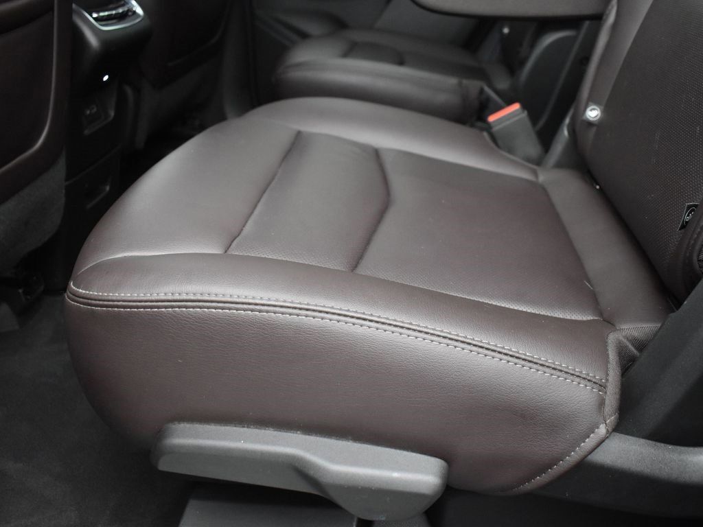 Used 2022 Cadillac XT6 Premium Luxury w/ Technology Package image 26