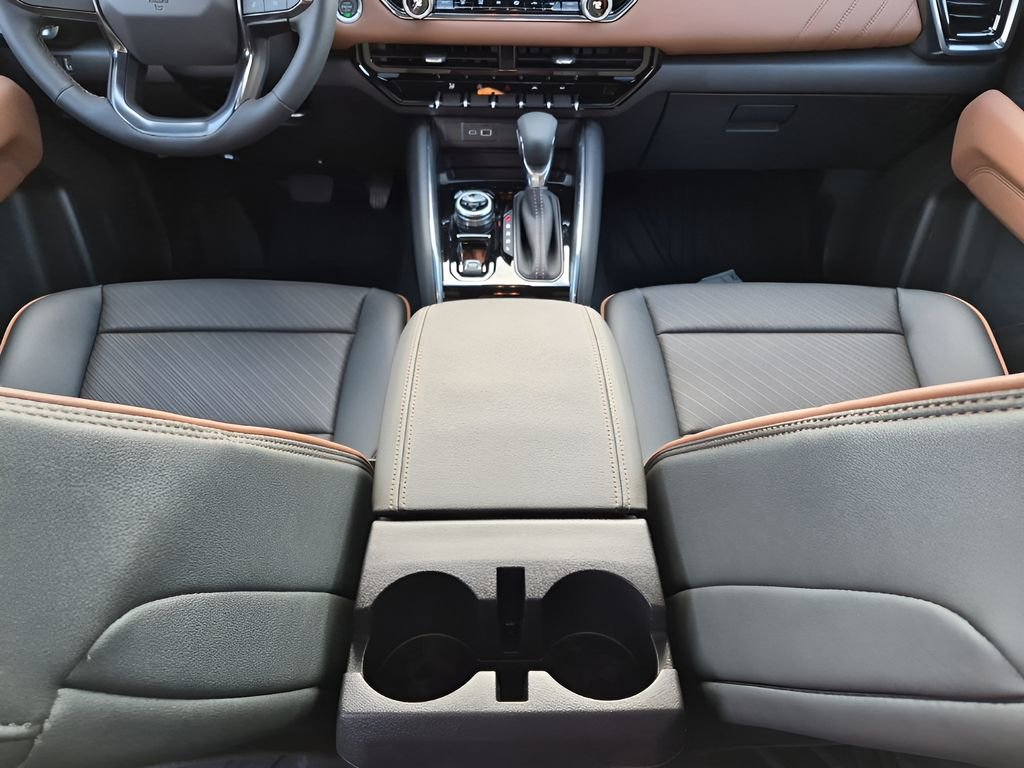 New 2026 GMC Canyon AT4 w/ AT4 Premium Package image 22