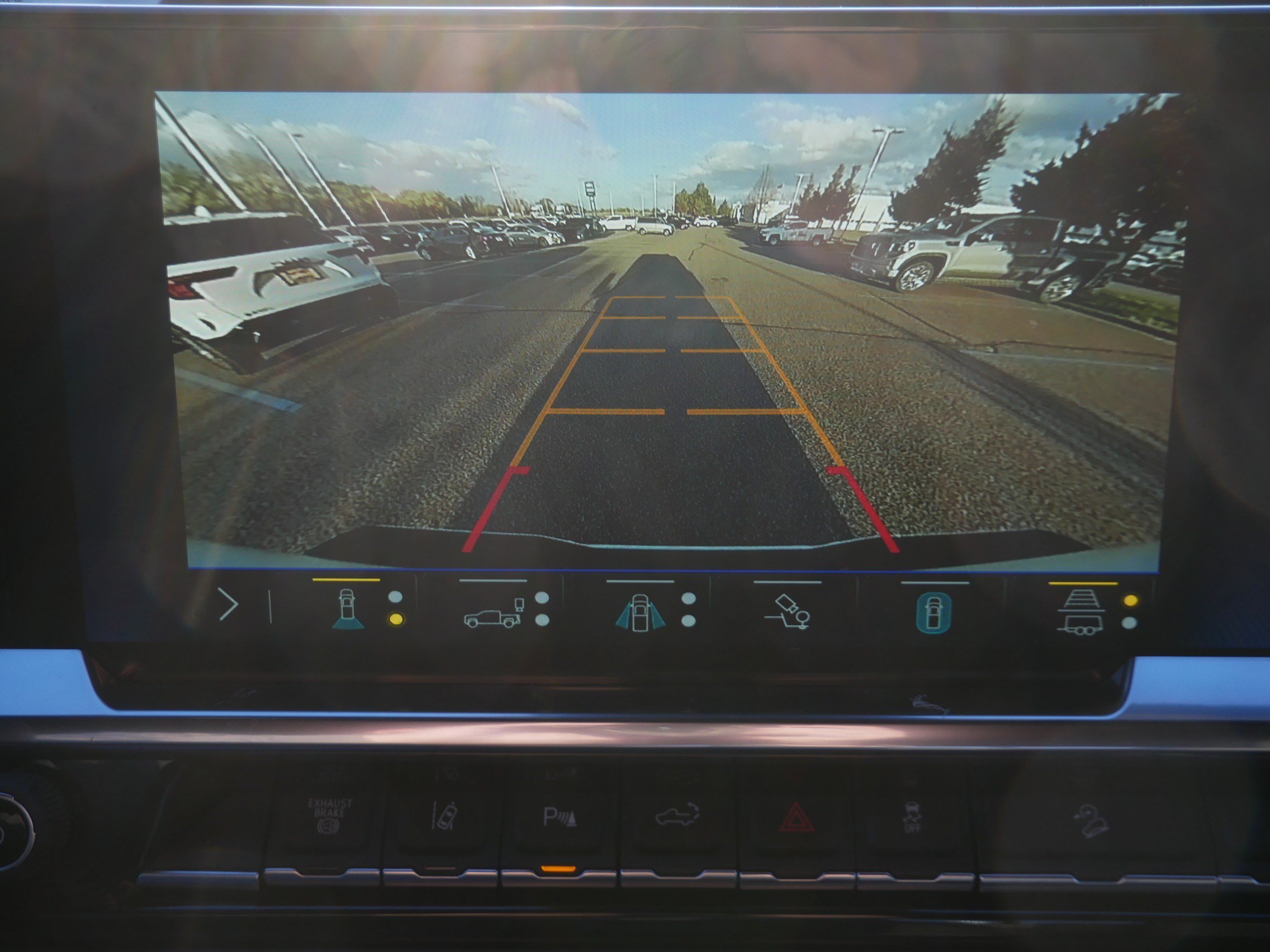 New 2026 Chevrolet Silverado 3500 High Country w/ High Country Premium Package AWD/4WD image 10