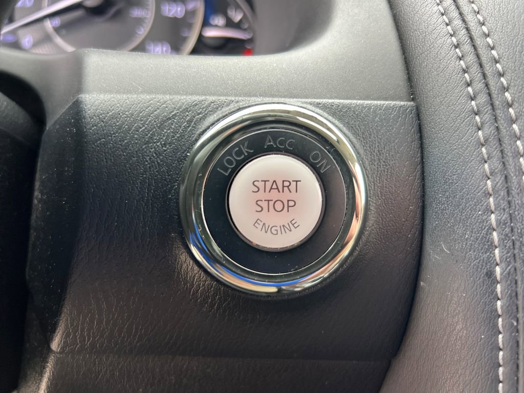 Used 2020 Nissan Armada SL w/ Premium Package image 32