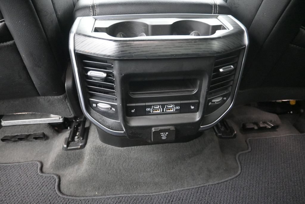 Used 2024 RAM 1500 Laramie AWD/4WD image 14