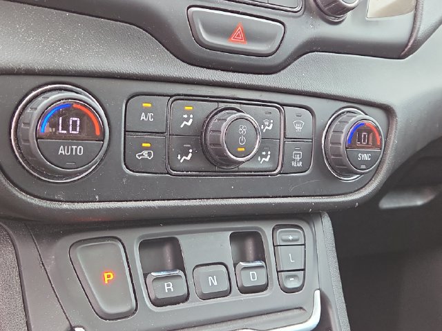 Used 2019 GMC Terrain Denali w/ Advanced Safety Package AWD/4WD image 13