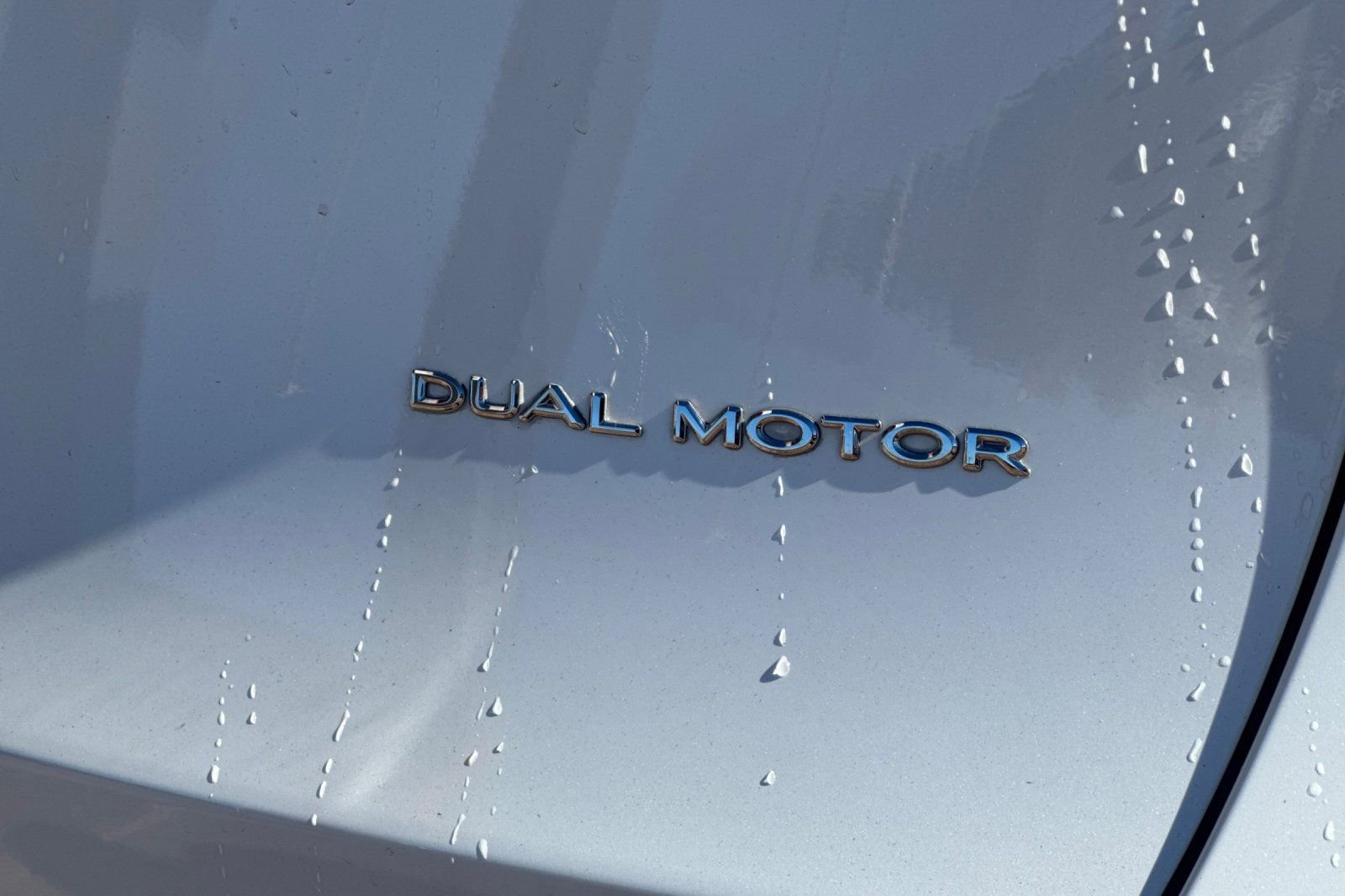 Used 2023 Tesla Model Y Long Range image 34